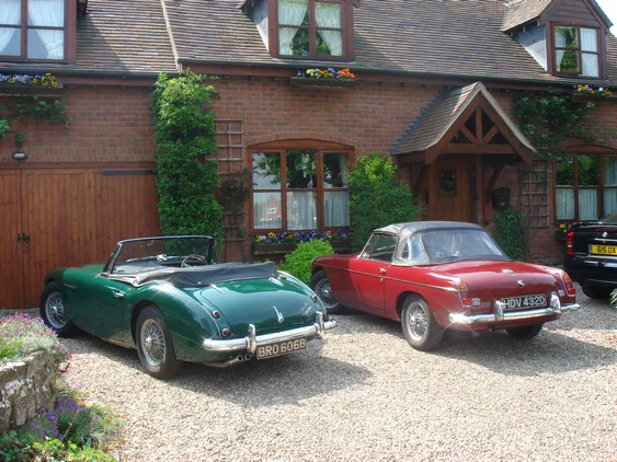 BRO 606B and MGB
