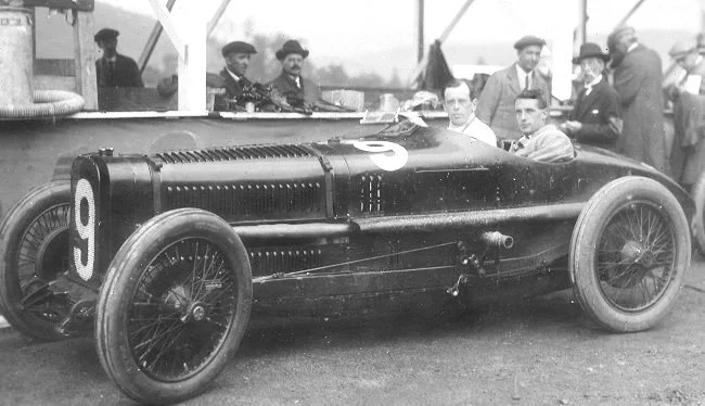 Kenelm Lee Guiness and Tom Barrett in their Sunbeam GP car