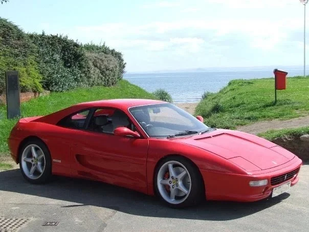 Ferrari F355 Replica