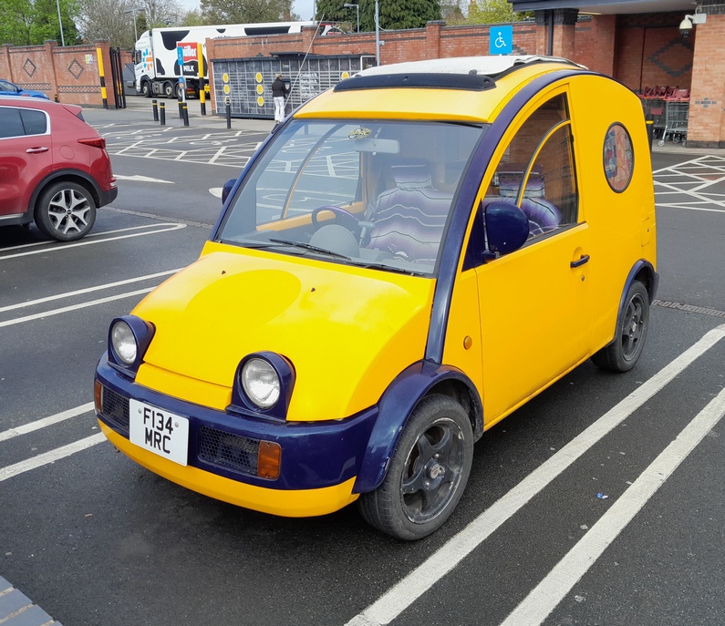 Nissan S Cargo