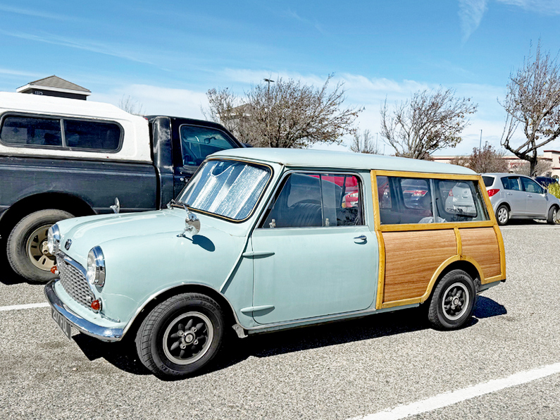Customised Mini Woody Traveller