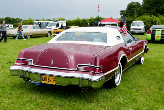1976 Lincoln Continental Mk. IV 2door coupe.