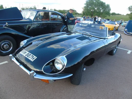 Jaguar E Type Roadster