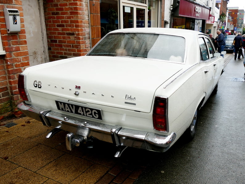 c.1970 Vauxhall Cresta PC de luxe 