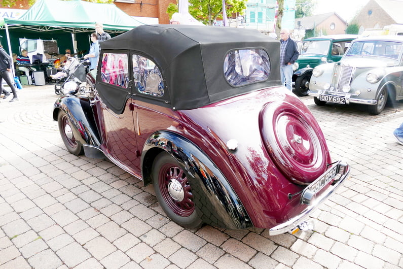 1948 Standard Flying 8 Tourer