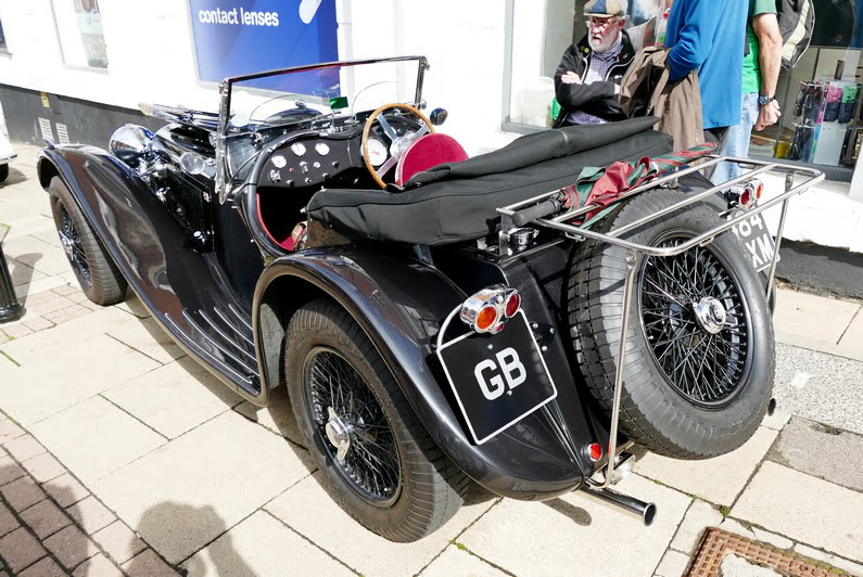 SS Jaguar 100