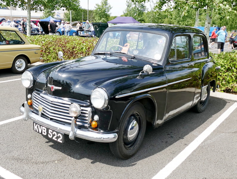 C. 1948 Hillman Minx