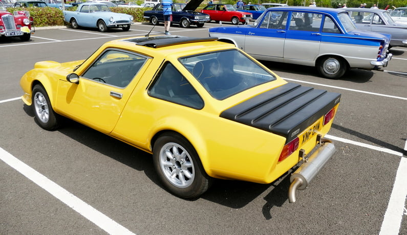 Clan Crusader. Rear.