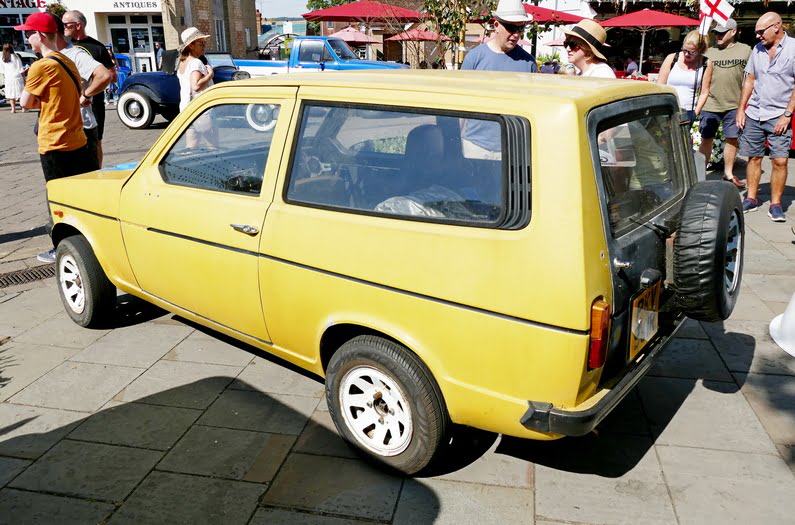 1975 - 82 Reliant Kitten Estate.