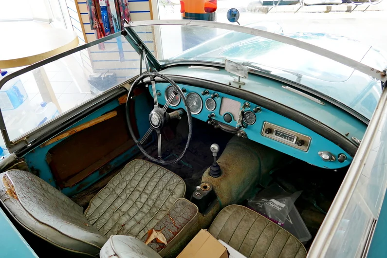MGA Mk.I Restoration Project. - cockpit.