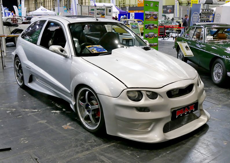 Rover 200 customised.