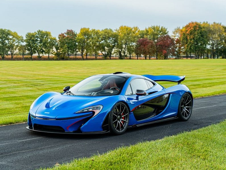 2015 McLaren P1