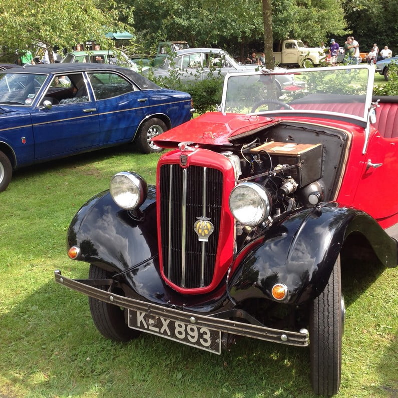 Coolings Garden Centre Classic Car Show