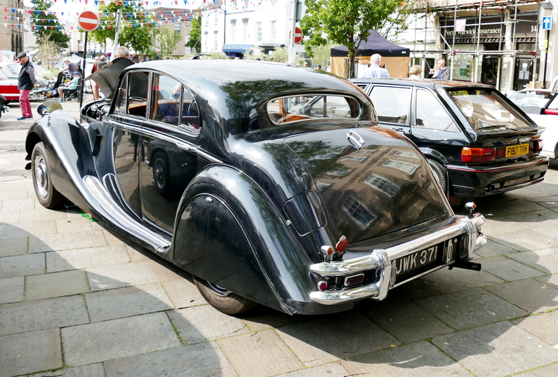 1950 Jaguar Mk, V. Rear.