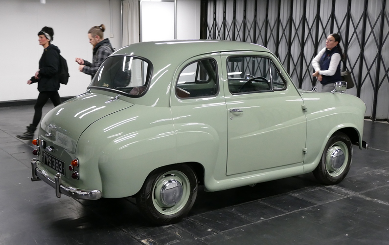 Austin A35. Rear.