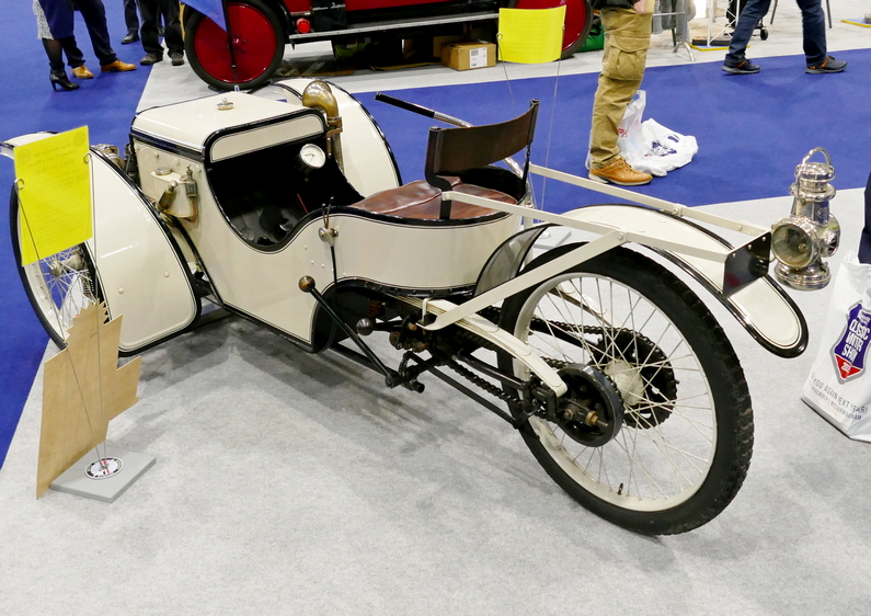 1910 Morgan Runabout. Rear.