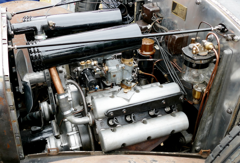 Autovia's V8 engine
