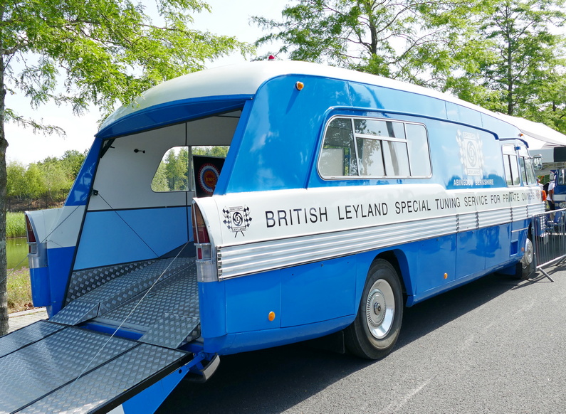 BL Special Tuning Transporter