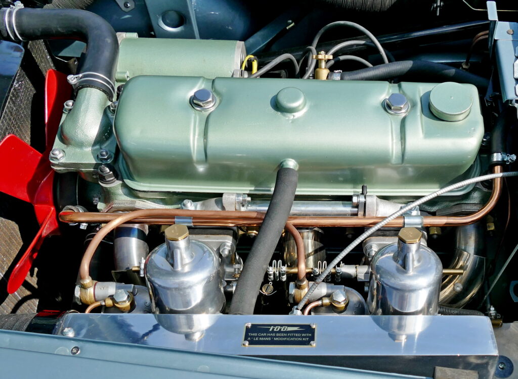 Austin Healey 100 M (Le Mans conversion kit). Engine.