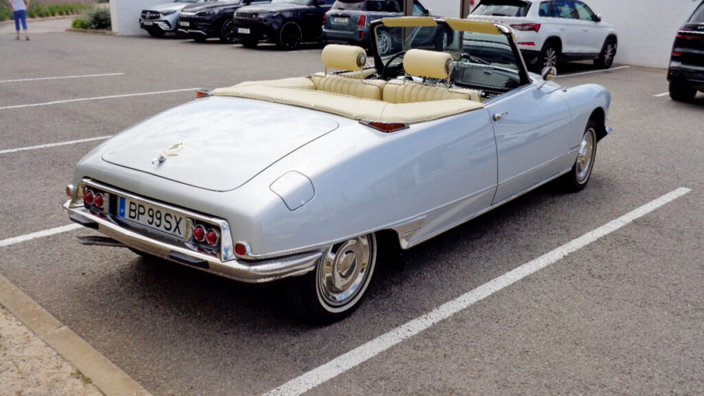 1960s Citroën DS21 Décapotable Coachwork by Henri Chapron. Rear. 