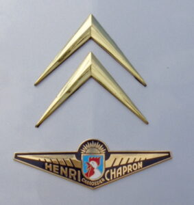 1960s Citroën DS21 Décapotable Coachwork by Henri Chapron. Badge 