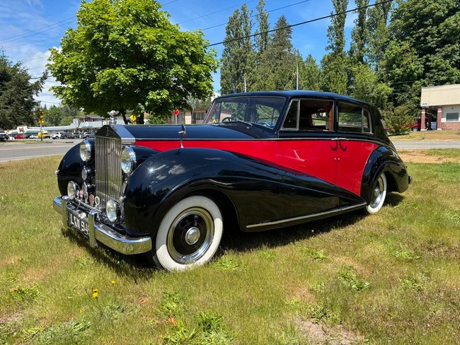 1951 Rolls-Royce Silver Wraith by James Young